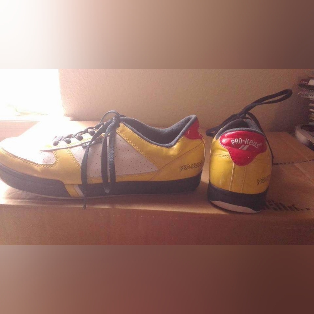 Men's casual lace up sneakers